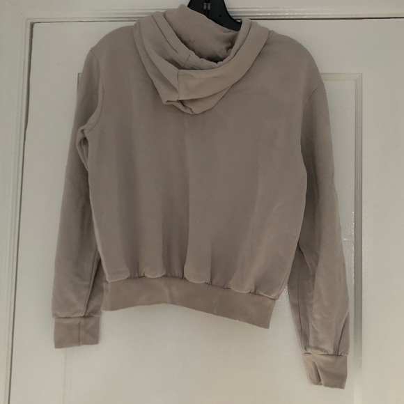 Hoodie (Free 3 Mystery Clothing ) - Picture 7 of 12